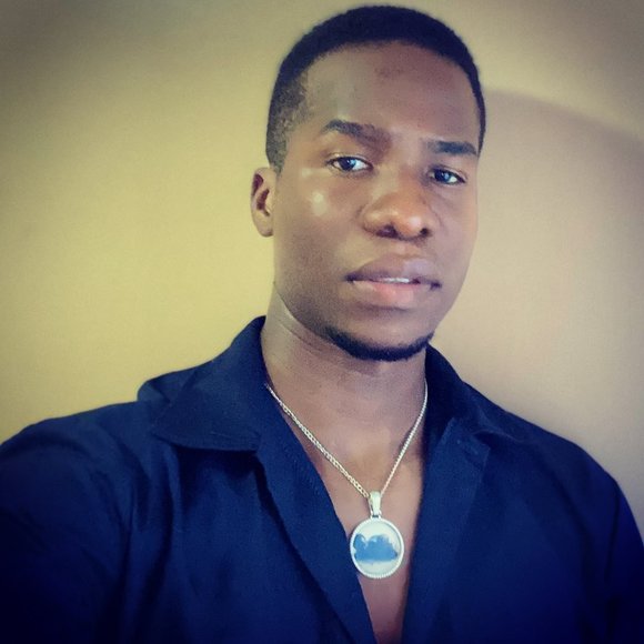 Meet your Posher, Travis - Picture 1 of 1